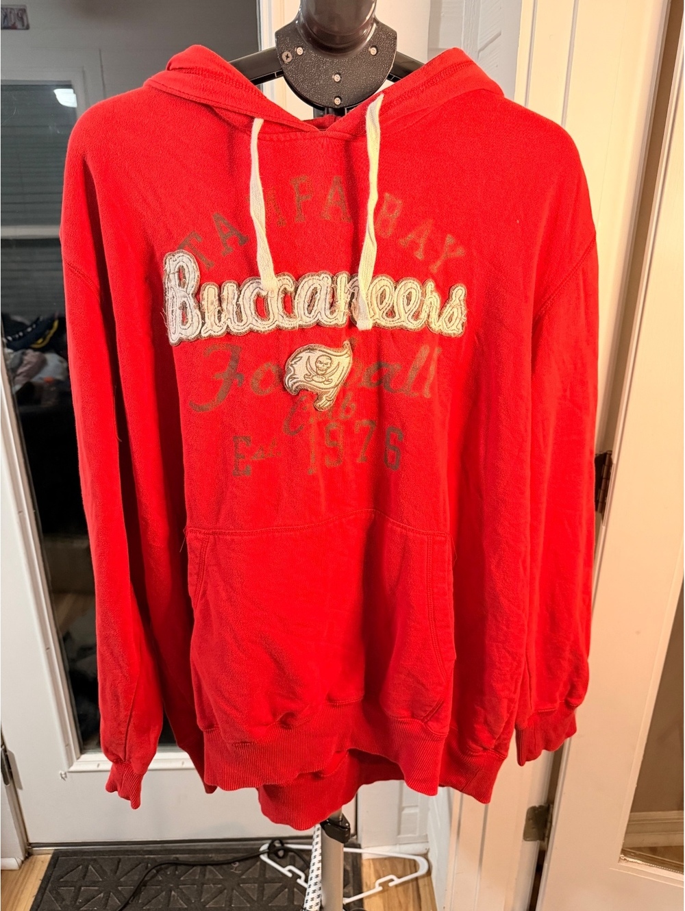 NFL Tampa Bay Buccaneers Red Pullover Hoodie